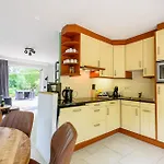 Luxe Voor 6p Voorzien Alle Gemakken @veluwe بيت للعطل نِيْكيركْ